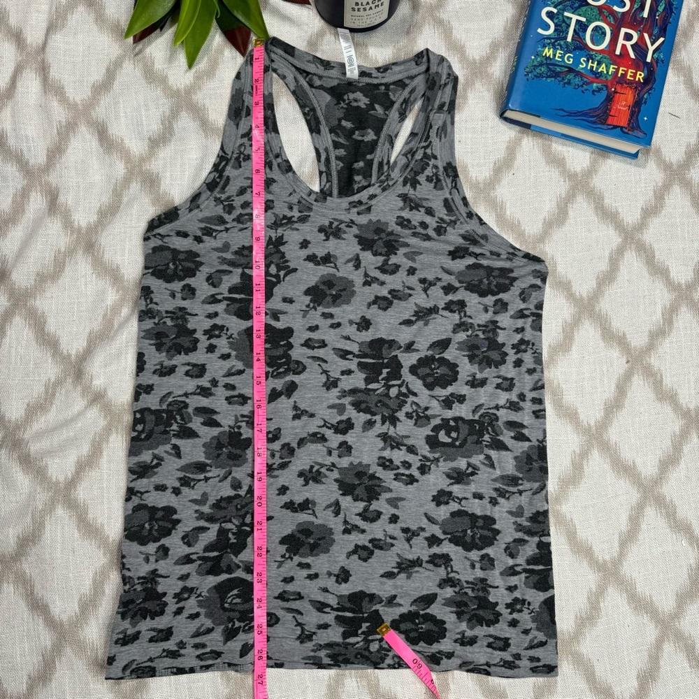 Athleta Floral Racerback Tank Size L Gray Black Workout Yoga Top - Picture 8 of 10